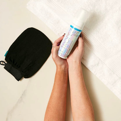 St. Tropez Tan Remover Mitt