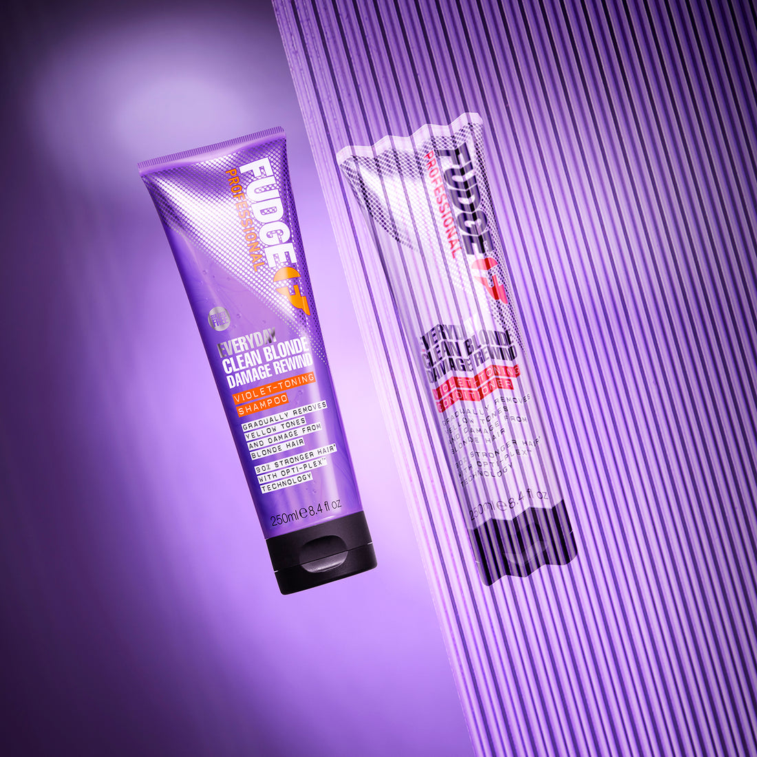 Fudge Everyday Clean Blonde Damage Rewind Conditioner – tägliche Anti-Gelbstich-Spülung für blondes Haar mit violetten Pigmenten